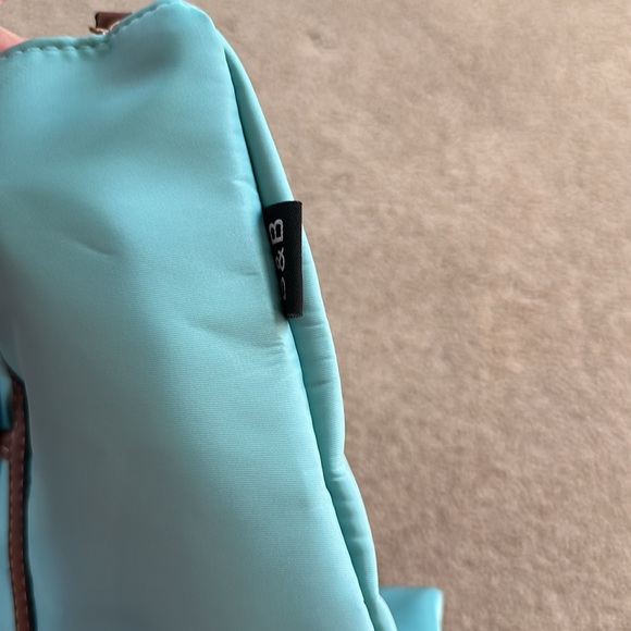 Dooney & Bourke wayfarer tote purse - Picture 10 of 11